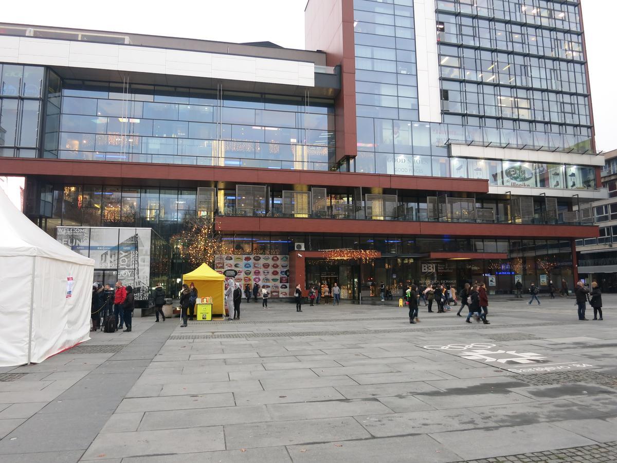 The Riverside Apartment - Downtown Sarajevo Bagian luar foto